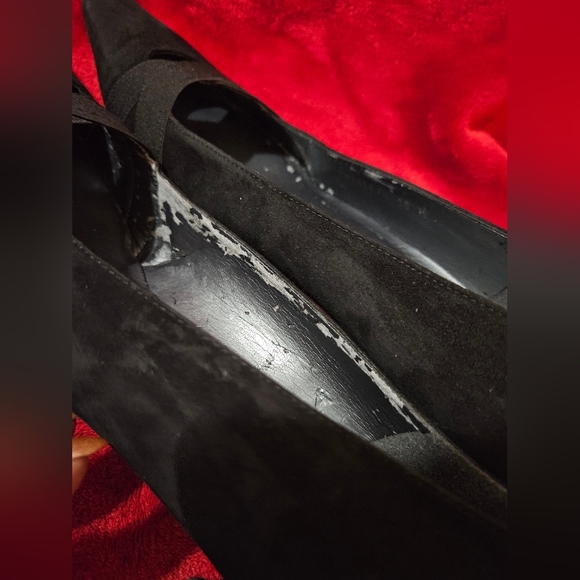 Stuart Weitzman Elegant Black Suede Low Heel Women's Pumps - Size 10M - Picture 8 of 9